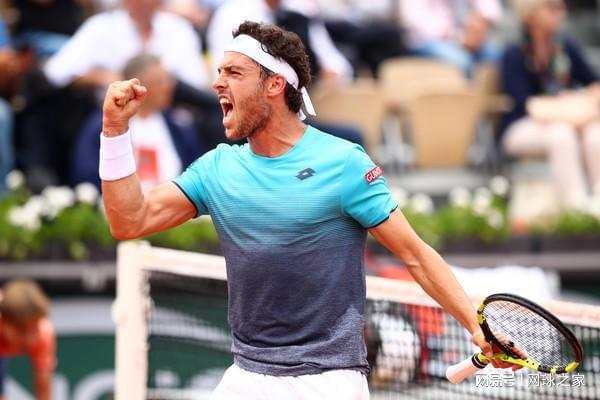 山東魯能泰 山東魯能泰