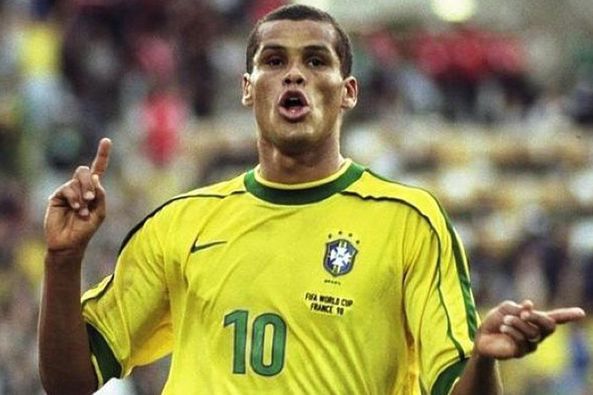 与爆发的中 与爆发的中