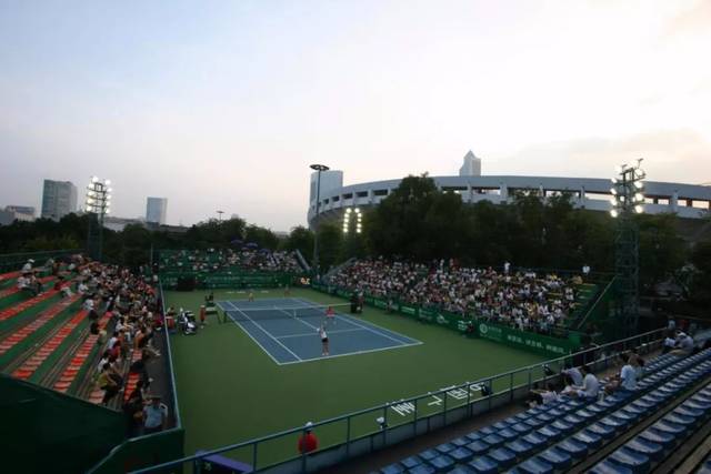 保持了中卫 保持了中卫